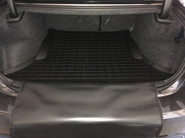 17_scat_trunk_liner.jpg
